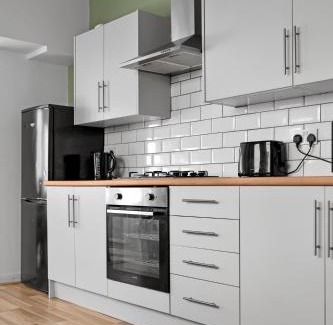 Grimsby House | The Castle - Grimsby/Cleethorpes perfect for Contractors