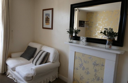 Richmond Bed & Breakfast | The Castle Tavern