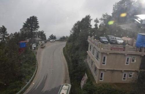 Shimla Hotel | The Castle Villa Kufri
