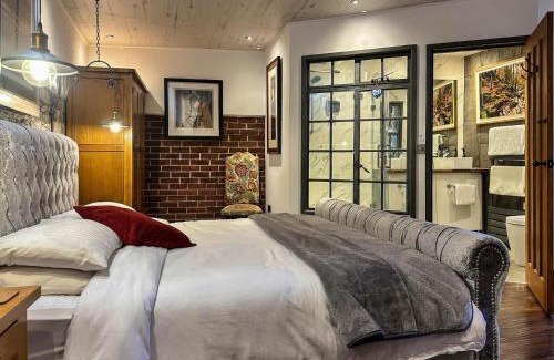 Barbican Apartment | The Catacombs-Barbican - Parking - 5 Guests