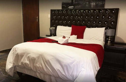 Pretoria Bed & Breakfast | The Catwalk Lodge