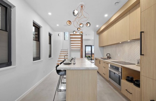 Grandview-Woodland House | The Cedar Haus - located in the heart of the Commercial Drive Villagen