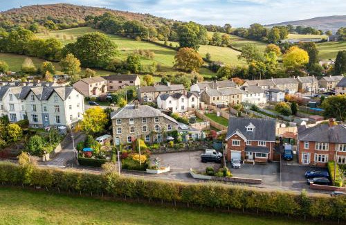 Builth Wells House | The Cedars
