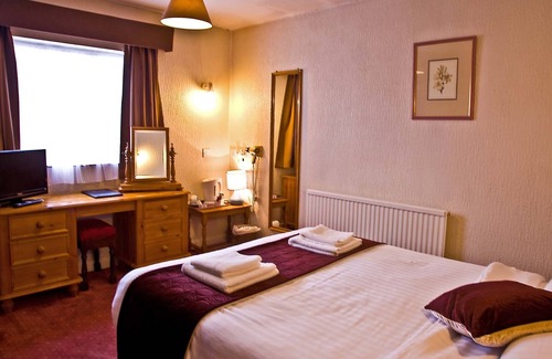 Loughborough Hotel | The Cedars Hotel & Restaurant