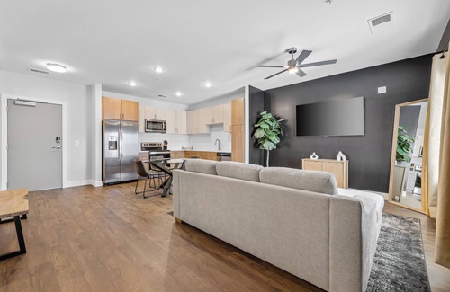 The Gulch Apartment | The Celebrity Suite The Gulch