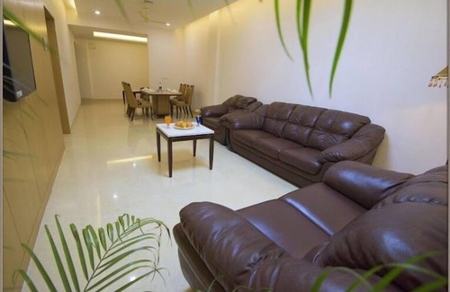 Bhopal Hotel | The Celestial Park