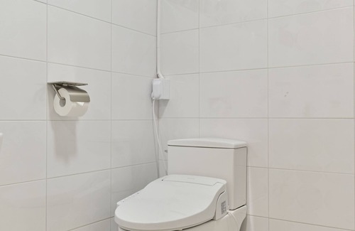 Seochon House | The center of Seoul! Family accommodation used by only one team