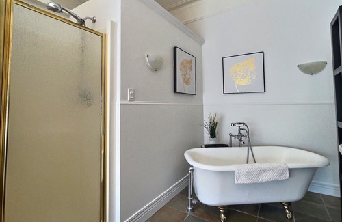 Vieux-Quebec-Cap-Blanc-colline Parlementaire Apartment | The Central Apartment in the Heart of Old Quebec