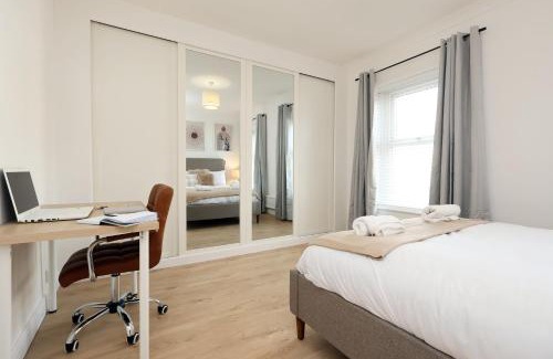 Cathays House | The Central Stay - 5 minute walk to Cardiff Centre, up to 6 people