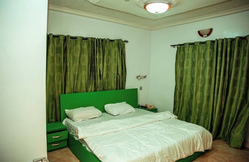 Ibadan Hotel | The CEO hotel and suite