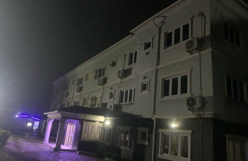Ibadan Hotel | The CEO hotel and suite