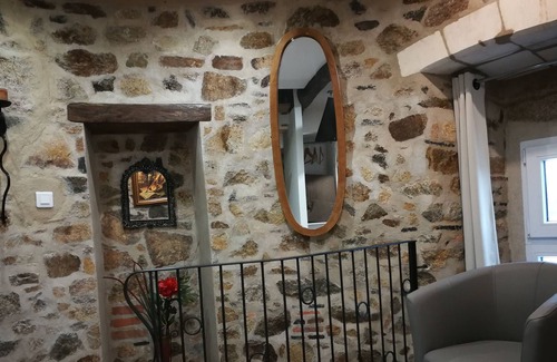 Vaire Cottage | The chairies of vairé: '' The mill of Vairé ''