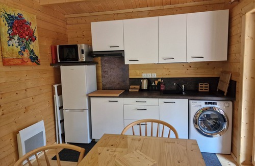 Guerville Ski Chalet | The Chalet Du Bois: Cozy comfort for 2 between garden and woodland