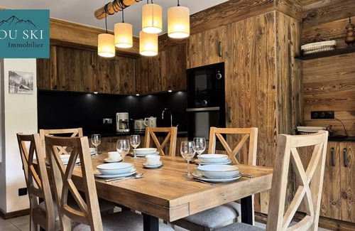 Saint-Sorlin-d'Arves Ski Chalet | The Chalets of the Arvan - 4AB- Superb renovated chalet for 10 people