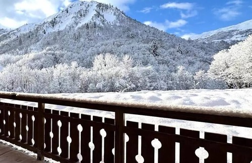 Saint-Sorlin-d'Arves Ski Chalet | The Chalets of the Arvan - 4AB- Superb renovated chalet for 10 people