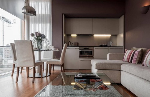Leeds City Center Apartment | The Chambers - Park Place - Apartments