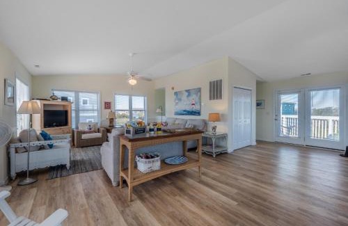 Topsail Beach House | The Channel Marker