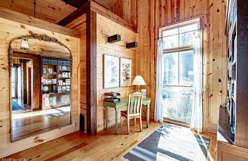 Timberline House | The Chateau at Timberline