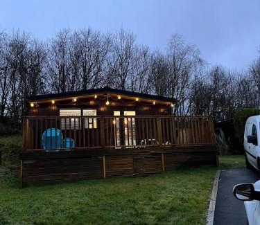 Builth Wells Apartment | The Cherries - Caer beris holiday park 2 bedroom lodge - No commercial vehicles allowed on site