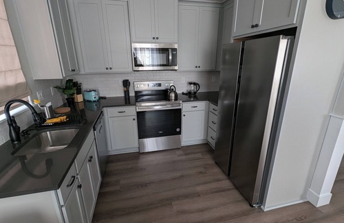 Mississippi District House | The Cherry Blossom - 3BD 2.5 BA House near Mississippi Ave and Legacy Emmanuel
