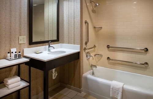 Richmond Heights Hotel | The Cheshire
