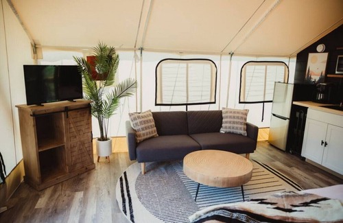 Cadiz RV Rental | The Chetopa, Luxury Safari Tent