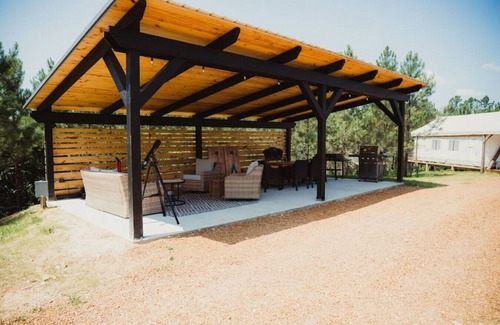 Cadiz RV Rental | The Chetopa, Luxury Safari Tent