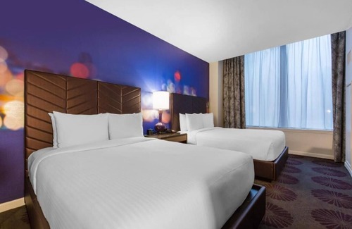 Streeterville House | The Chicago Hotel Collection Magnificent Mile Sleek Standard Double Queen