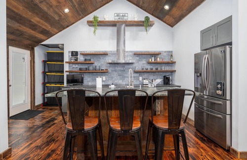 Valley Hill House | The Church