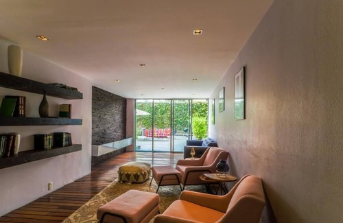 Contadero Apartment | The City Block 1502 I Modern 2 Bedroom Apartment with in Santa Fe