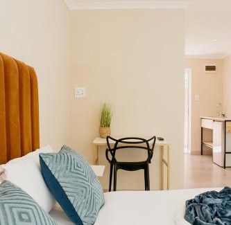 Cape Town City Centre Apartment | The City Club On Plein
