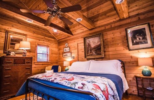Rocky Mount Bed & Breakfast | The Claiborne Bed and Breakfast