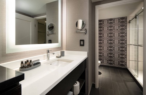 Downtown San Francisco Hotel | The Clancy, Autograph Collection by Marriott