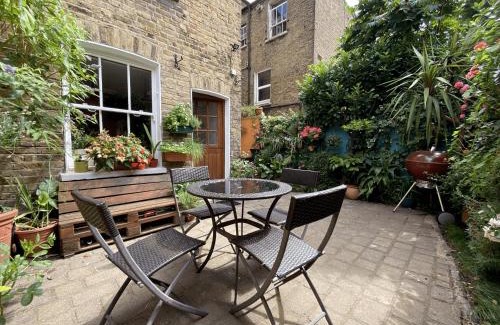 Clapham Apartment | The Clapham Apartment With Private Patio