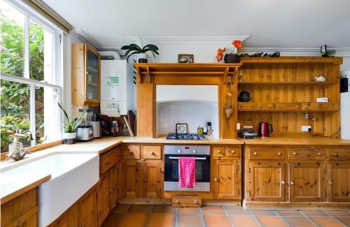 Clapham Apartment | The Clapham Apartment With Private Patio