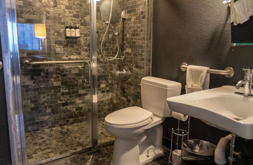 Encanto Hotel | The Clarendon Hotel and Spa