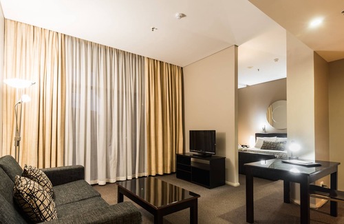 Newcastle Hotel | The Clarendon Hotel