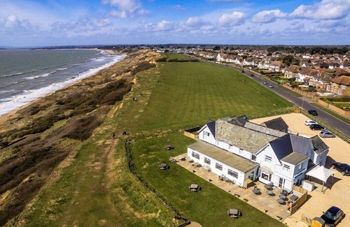 Barton-on-Sea House | The Cliff House Hotel