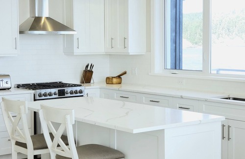 Juan de Fuca Electoral Area House | The Cliff House Spirit Bay