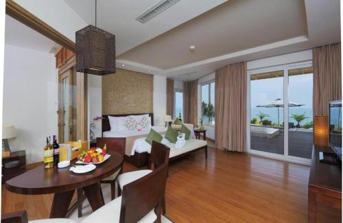 Phu Hai Beach Apartment | The Cliff Residence