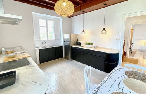 Porto do Barqueiro House | The Cliffs - A Casa de Mercedes