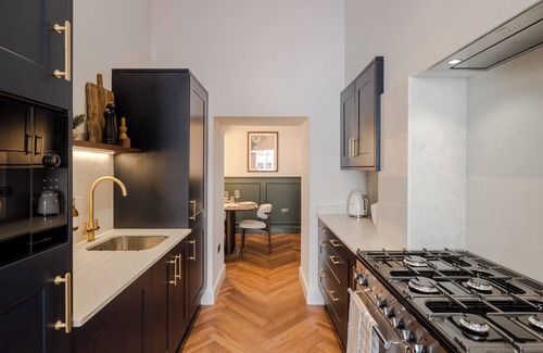 Clifton Apartment | The Clifton Residence