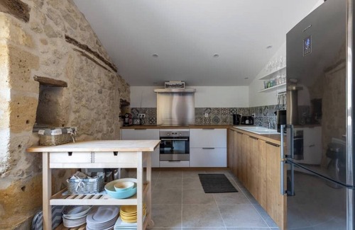 Guillac House | The Clos Jacquet house of 180 m2