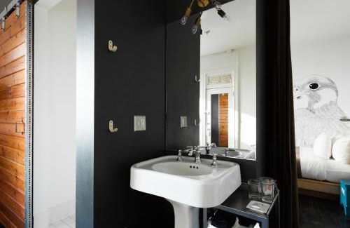 Downtown Portland Hotel | The Clyde Hotel Portland by Kasa Living