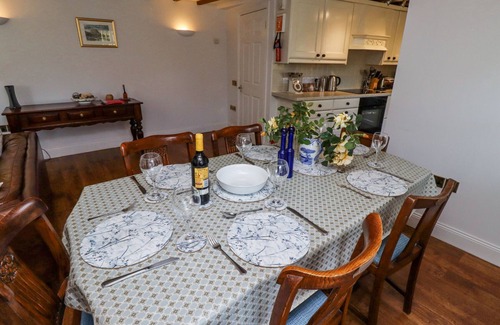 Lowick Cottage | THE COACH HOUSE, pet friendly, luxury holiday cottage in Lowick