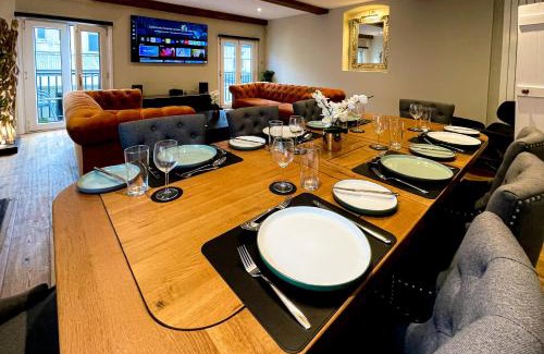 Brighton City Centre House | The Coach House - An exeptional 3 story house in the heart of the lanes with secure private parking
