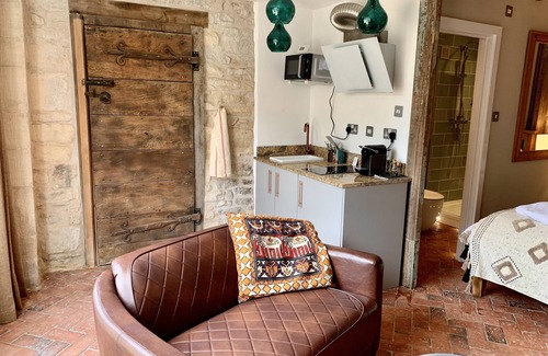 Woodchester Apartment | The Coach House and The Stable