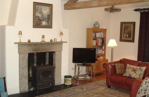 Llanfyllin House | The Coach House at Bryngwyn Hall