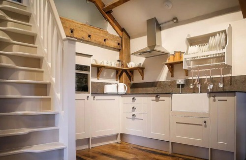 Gileston Apartment | The Coach House At Gileston Manor Coastal Retreat