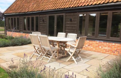 Sudbourne House | The Coach House Barn - Valley Farm
